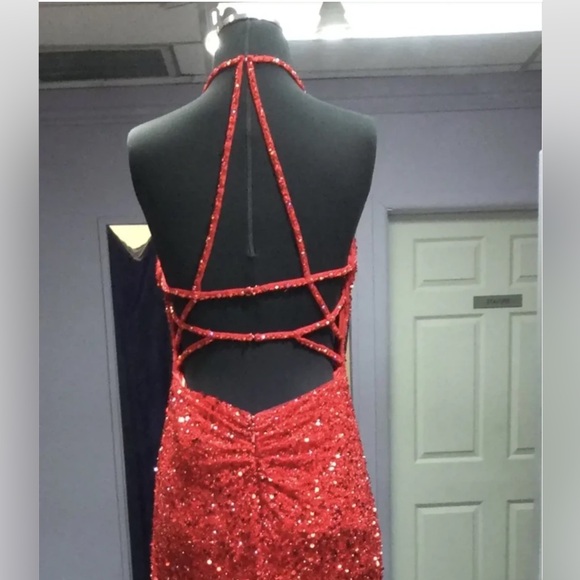 Lia Mia - 23-104 - 6￼- Red - Picture 3 of 4